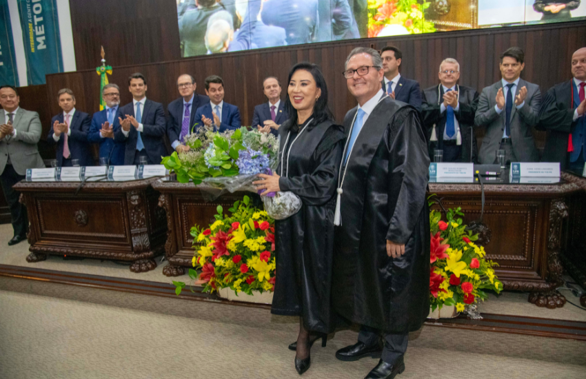 Desembargadora Lídia Maejima toma posse no TJPR